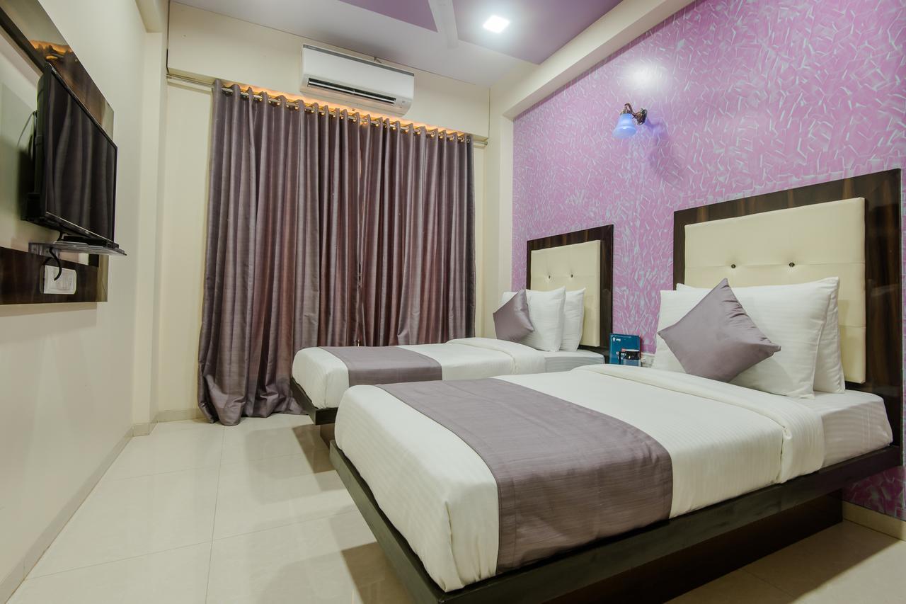 Oyo 9326 Om Sai Residency Hotel Bombaim Exterior foto
