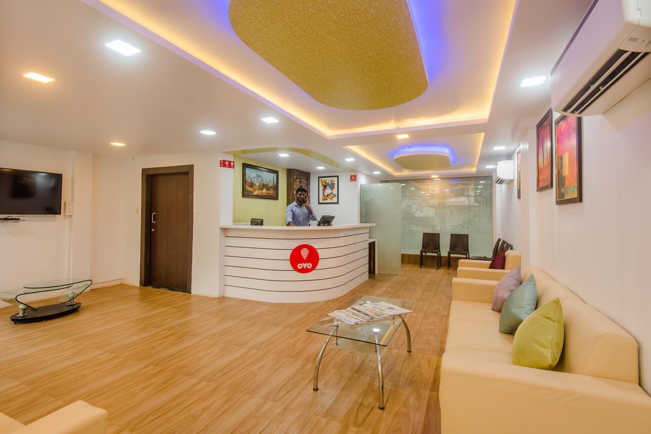 Oyo 9326 Om Sai Residency Hotel Bombaim Exterior foto