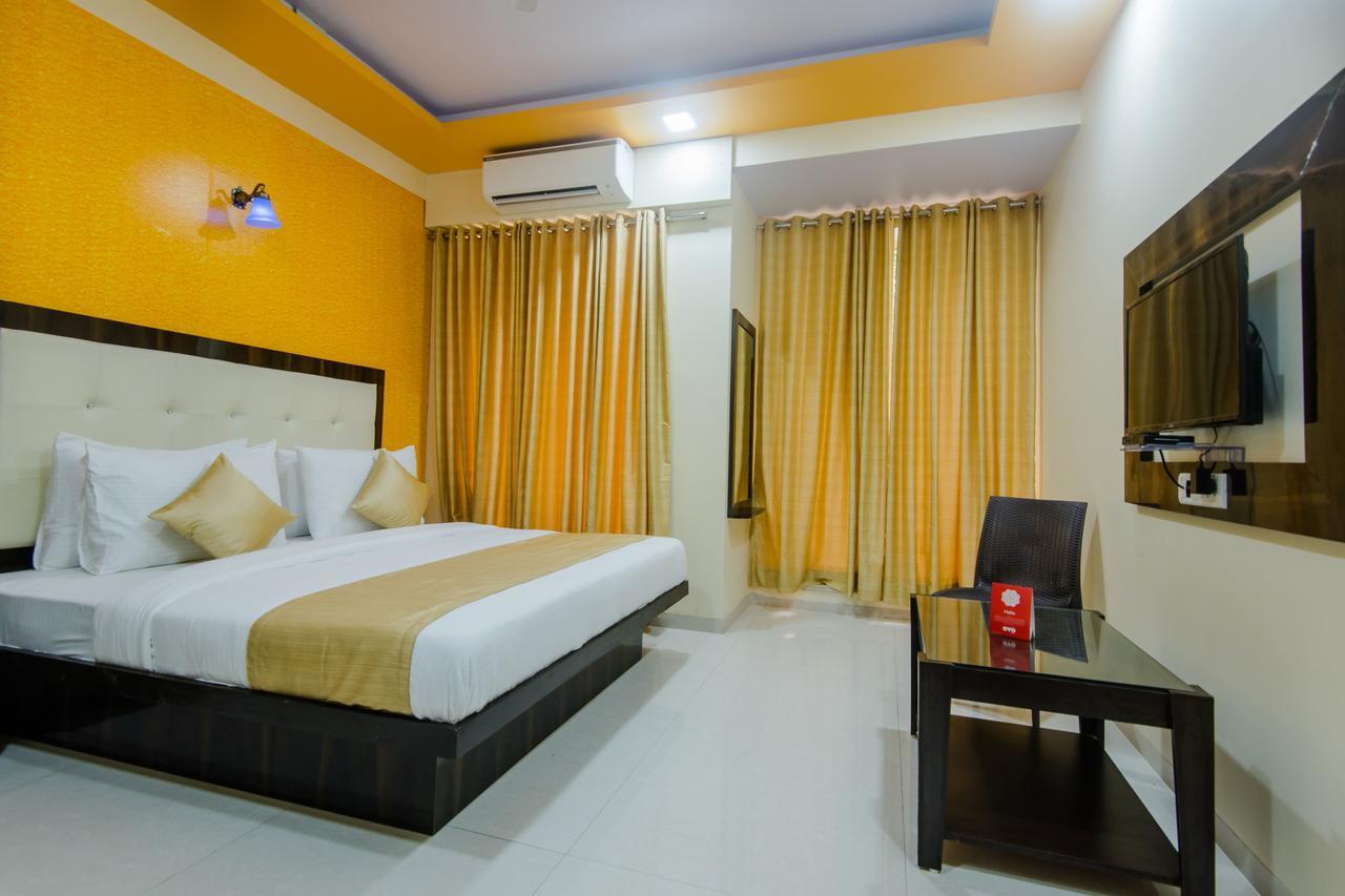 Oyo 9326 Om Sai Residency Hotel Bombaim Exterior foto